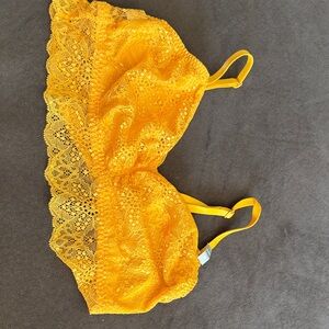 Victoria's Secret Yellow Lace Bra